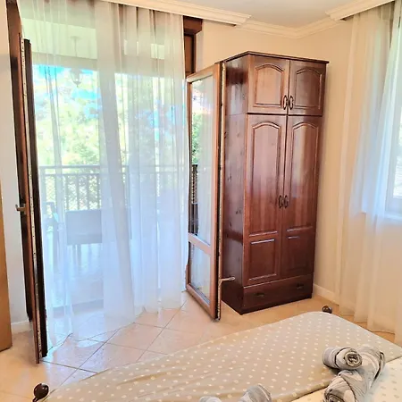 Marina Forest Апартамент *