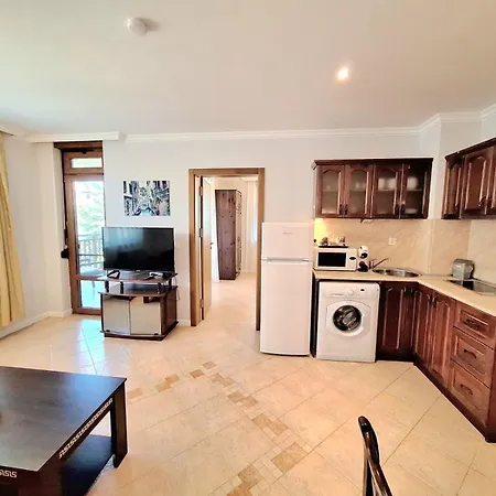 Апартамент Marina Forest Созопол