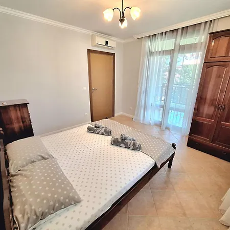 Marina Forest Апартамент *